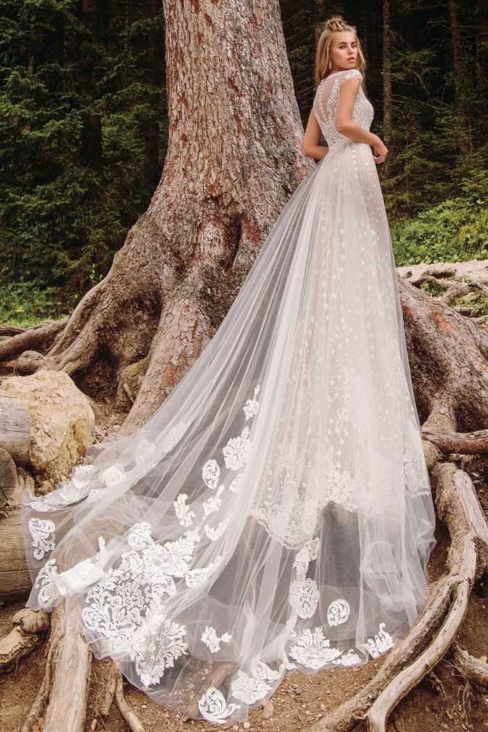 МЕЛИССА - Кружевное свадебное платье силуэта русалка с длинным шлейфом | Paulain