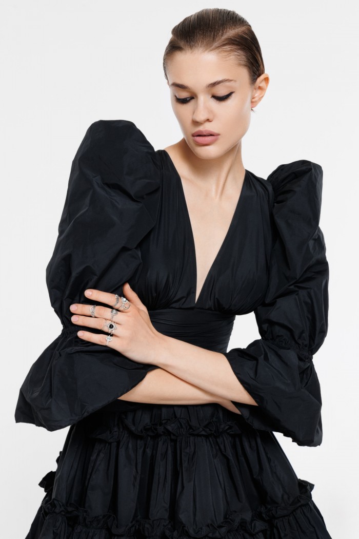 БЕТА - Мечтательное черное платье мини из тафты с длинным рукавом | Paulain