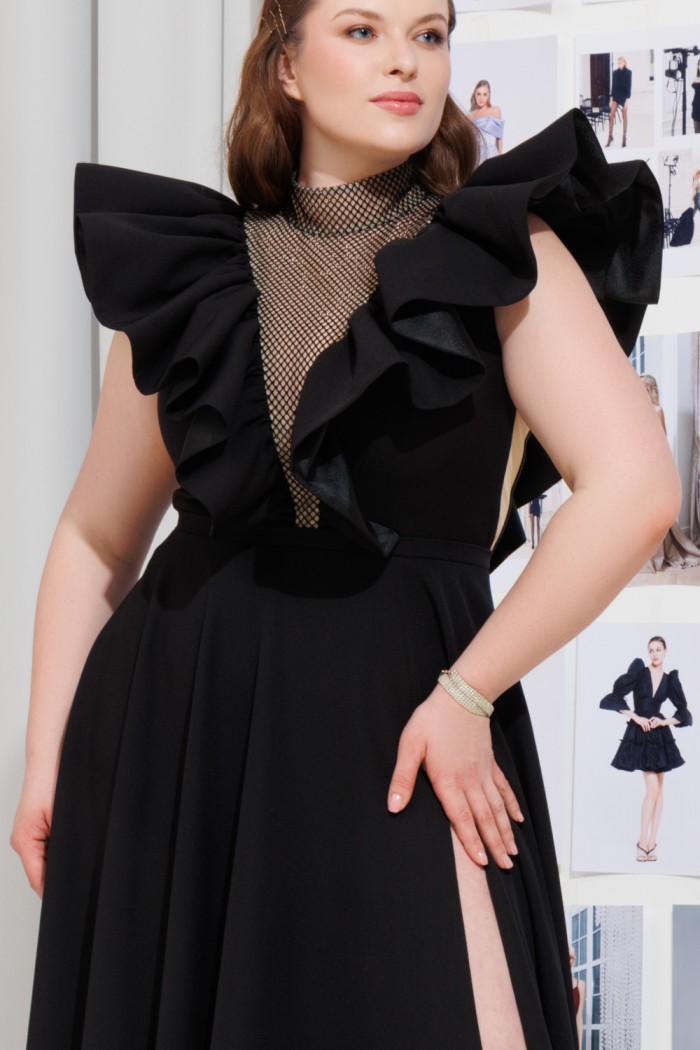 ЮПИТЕР - Закрытое вечернее платье черного цвета с эффектными рукавами | Paulain