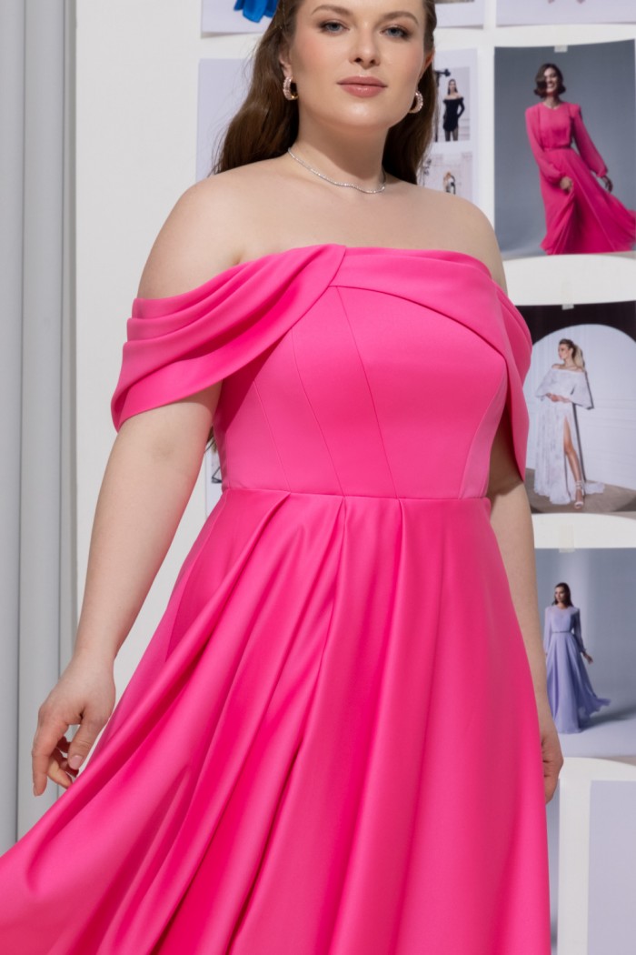 Атласное вечернее платье трендового розового цвета на корсете большого размера - ЛИСИТЕЯ | Paulain