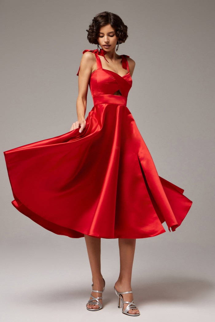 МАРС МИДИ МАРС МИДИ - Элегантное красное платье длины миди на бретелях с разрезом по ноге | Paulain