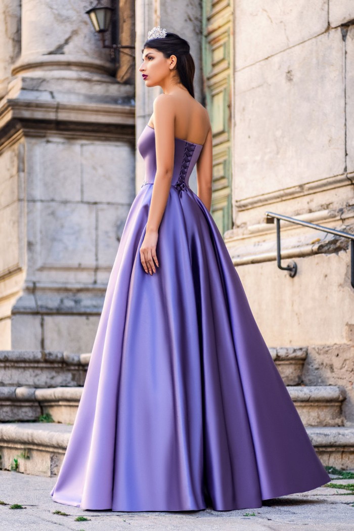 ЭДИНБУРГ - Чудесное вечернее платье из сияющего атласа | Paulain
