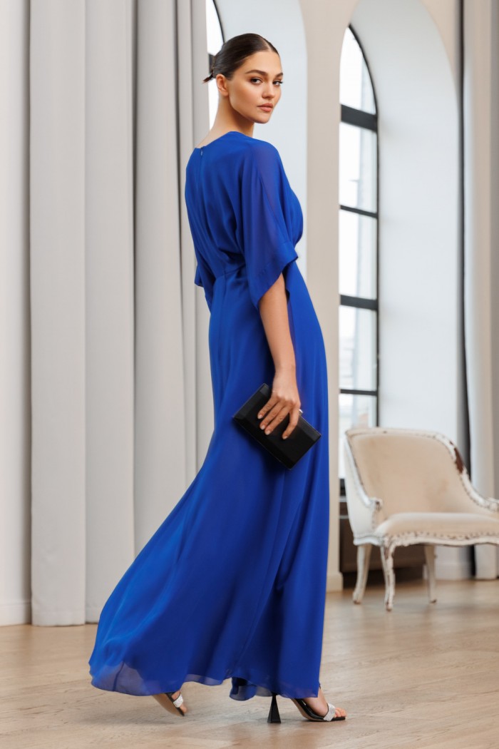 ЯСМИН - Эффектное длинное платье в стиле минимализм с рукавом и разрезом по ноге | Paulain
