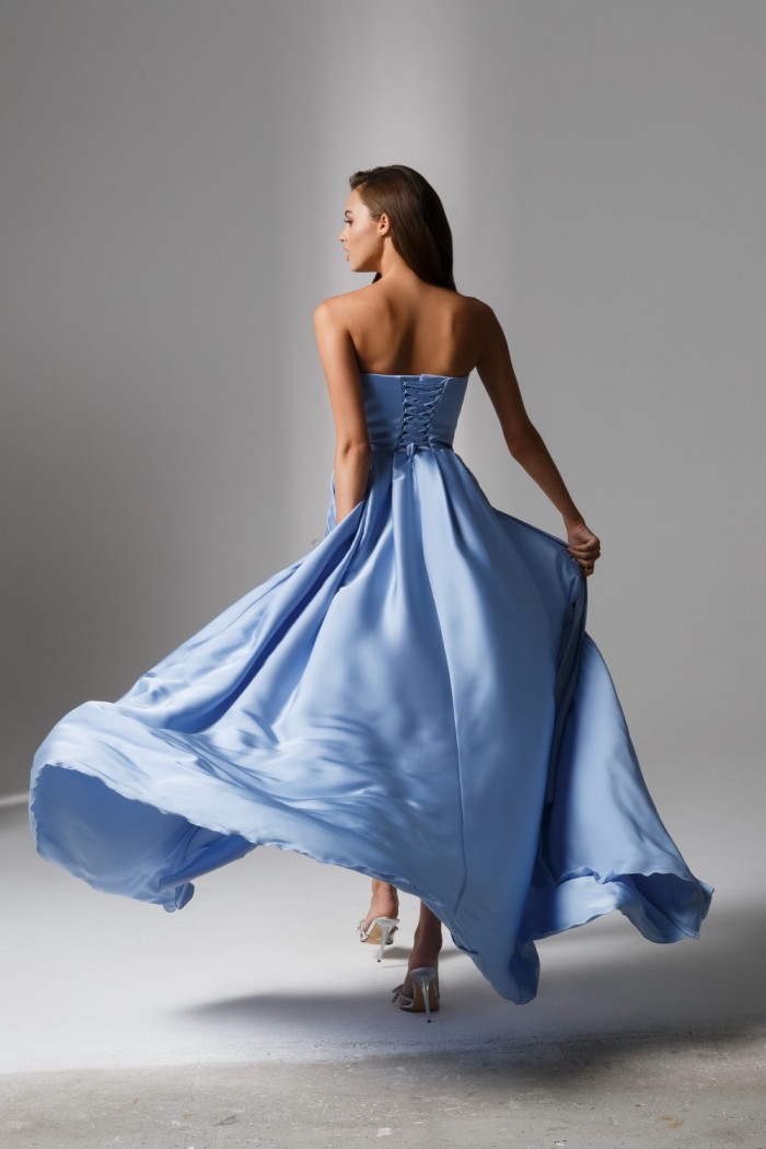 ЭЙВА - Эффектное вечернее платье с коротким съемным рукавом | Paulain