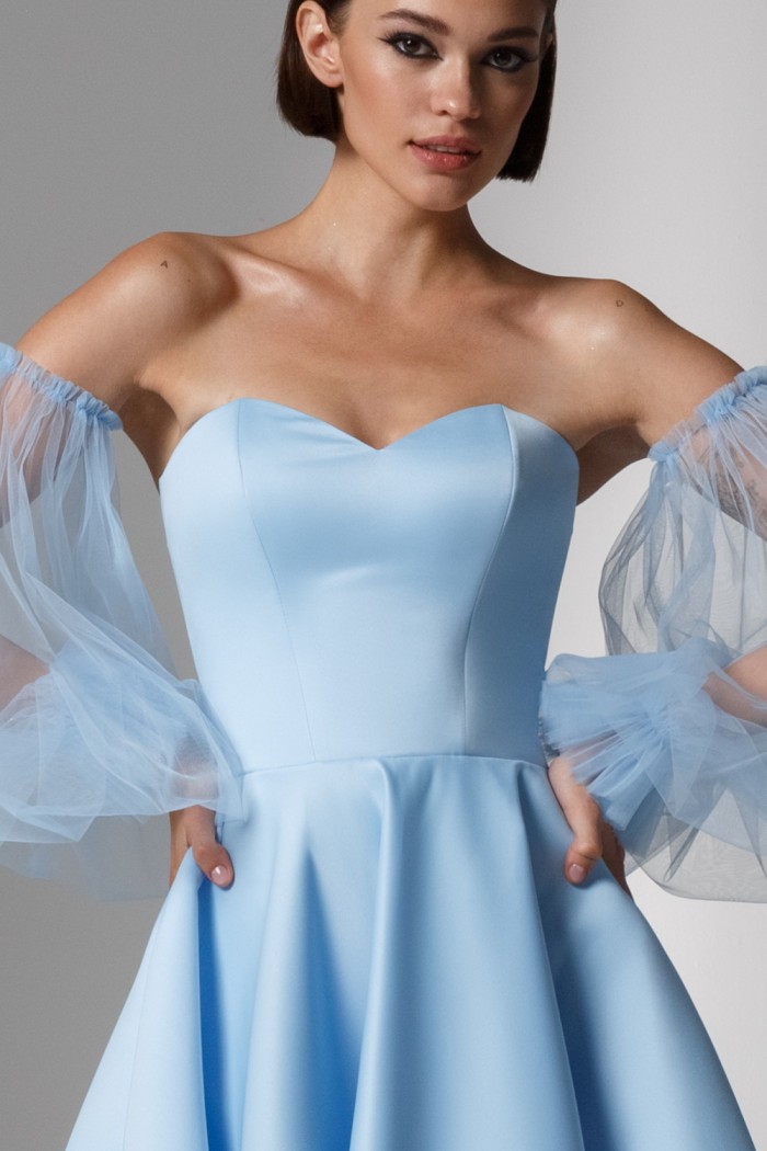 ДЕМИ МИНИ - Элегантное голубое платье мини на корсете с воздушным рукавом  | Paulain