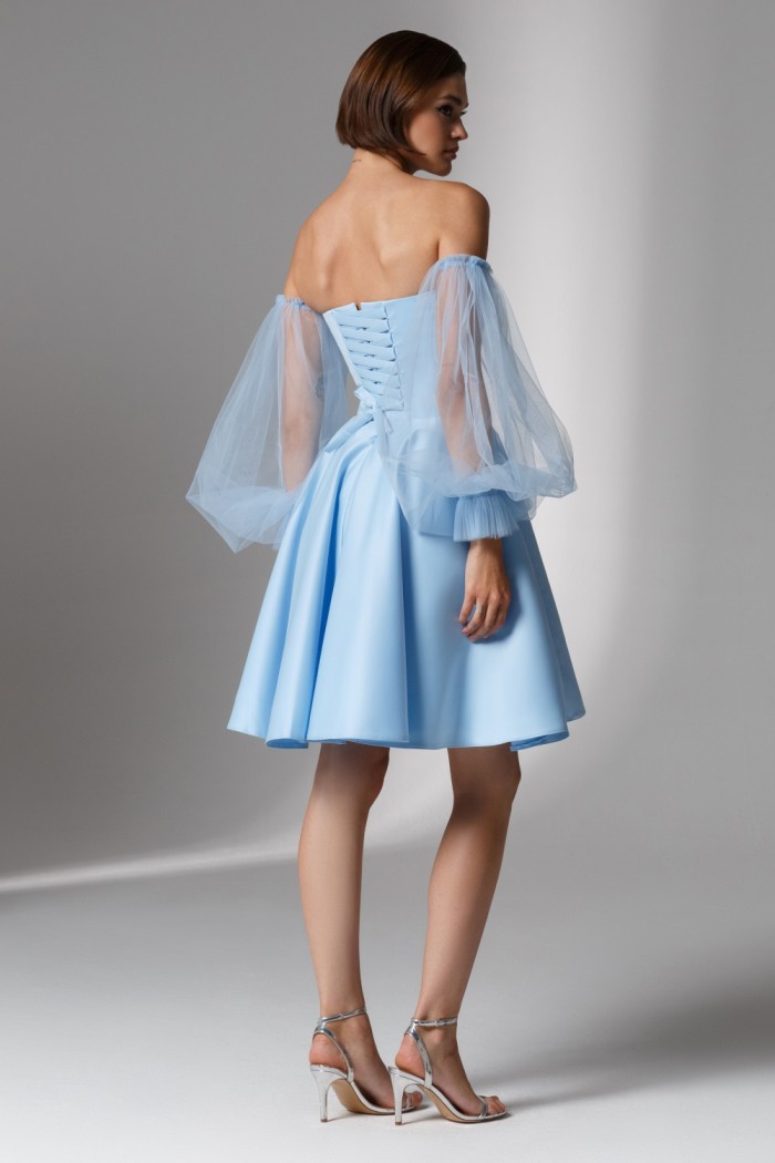 ДЕМИ МИНИ - Элегантное голубое платье мини на корсете с воздушным рукавом  | Paulain