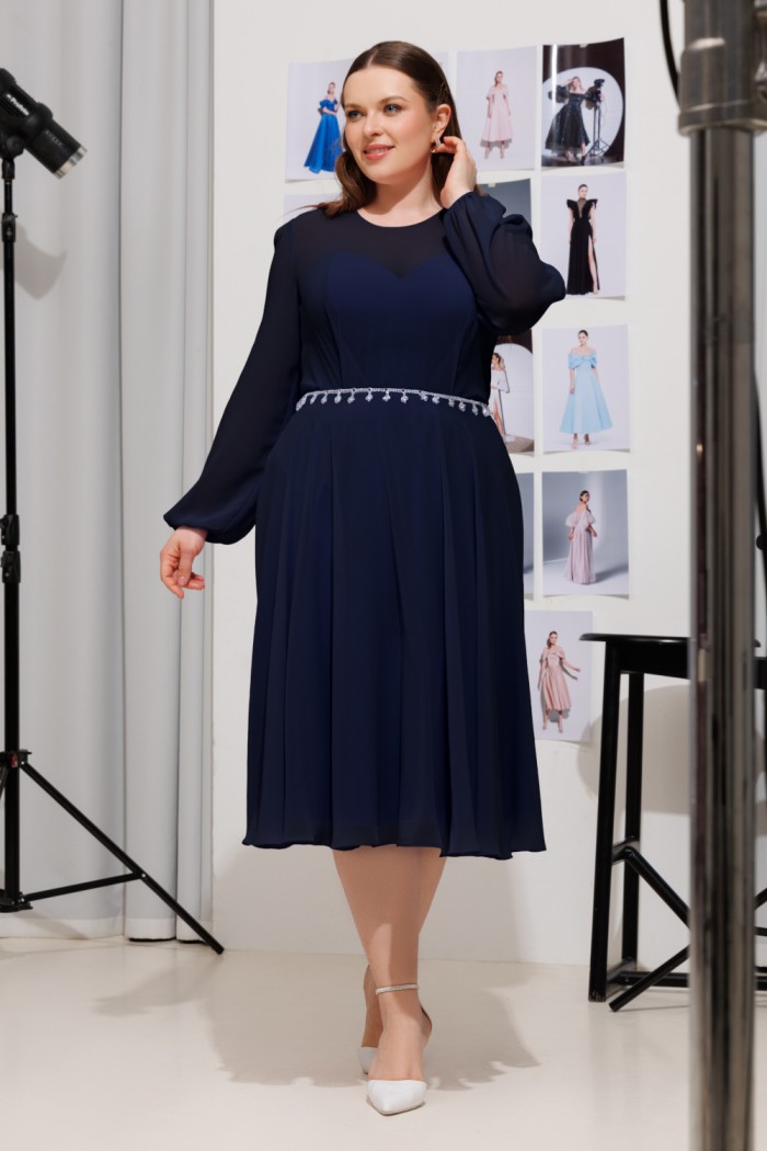 Коктейльное женственное платье миди длины с рукавом темного оттенка - ЛИАМ МИДИ | Paulain
