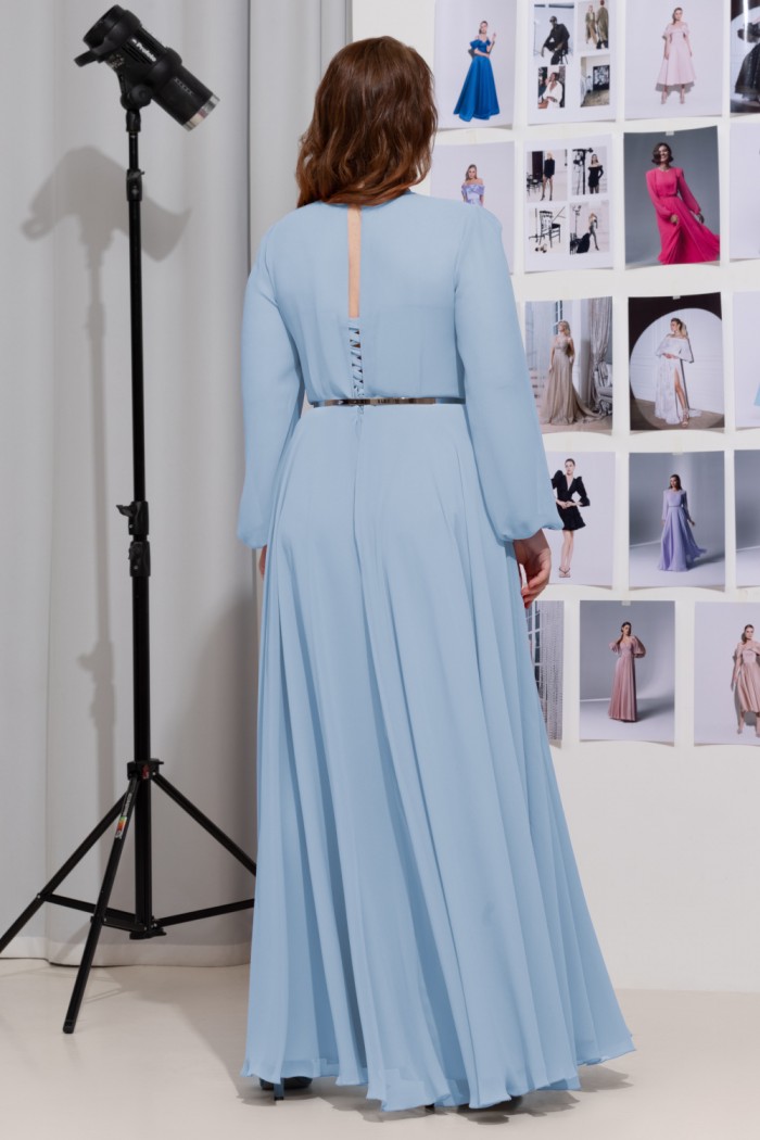 ЛИАМ - Нежное длинное платье с рукавом на скрытом корсете светлого оттенка | Paulain