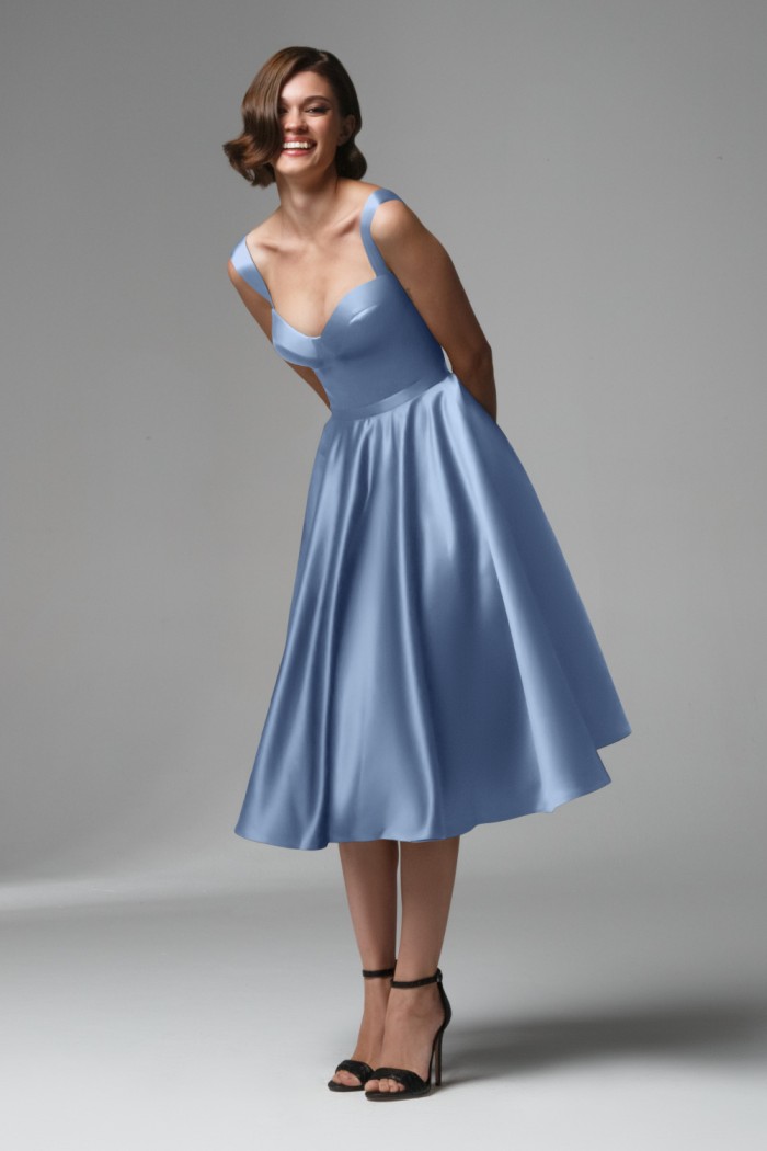 ТАТИ МИДИ - Эффектное платье благородного голубого оттенка миди длины на корсете | Paulain