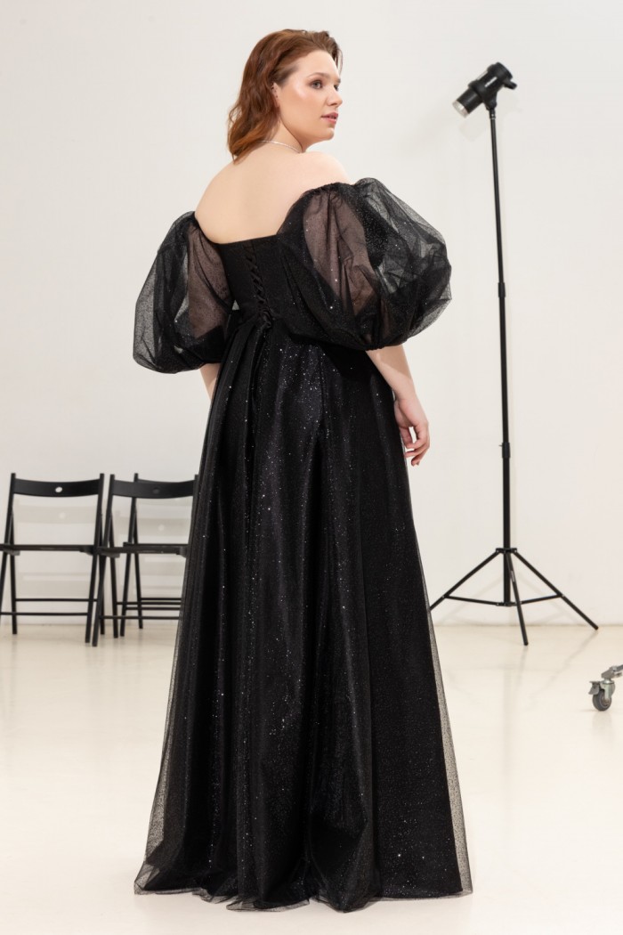 ВЕНДИ - Дерзкое черное платье из блестящей ткани на корсете с объемным рукавом | Paulain