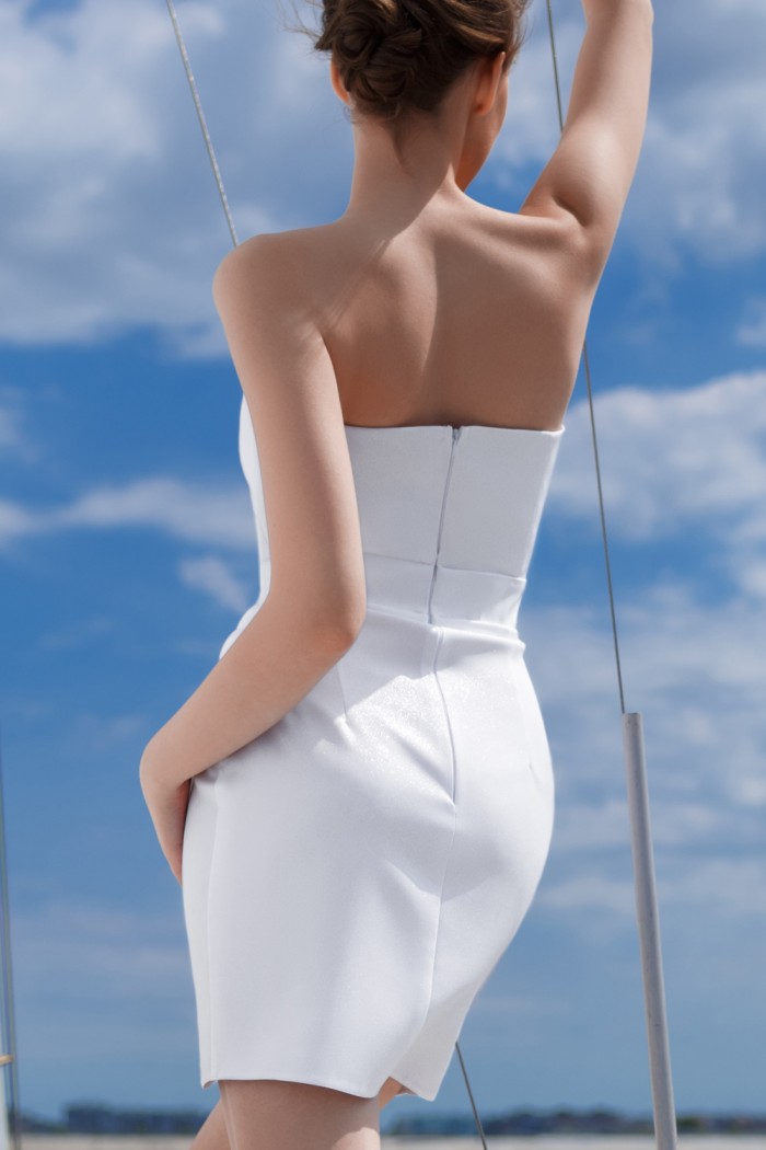 АЛИША - Белое коктейльное платье со съемными рукавами и лифом сердечко | Paulain