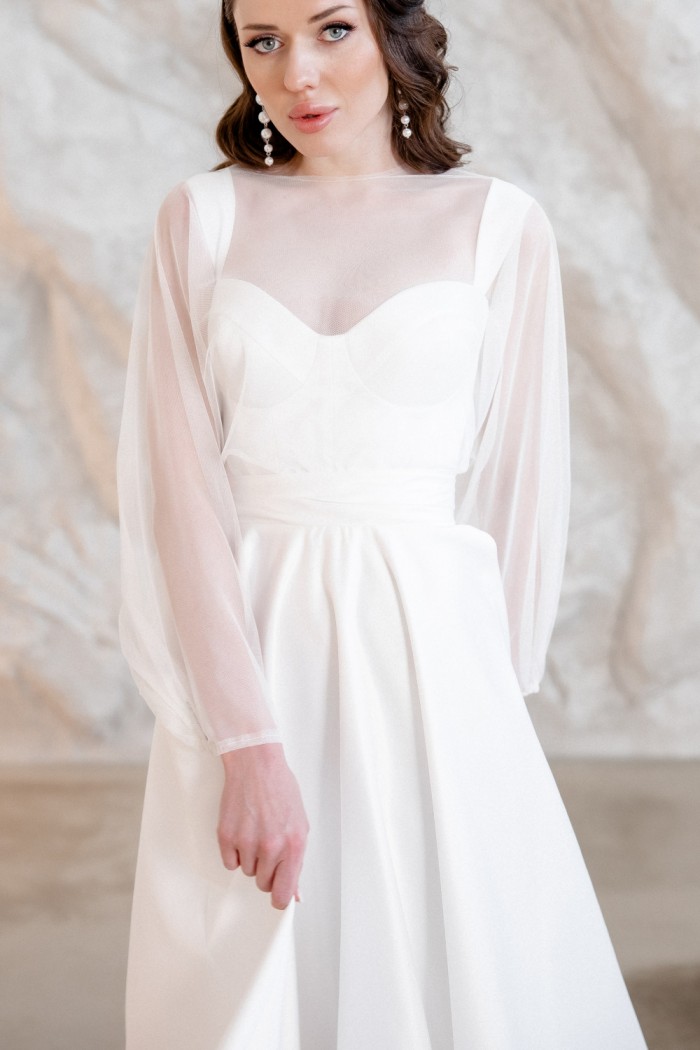 ТАТИ - Элегантное белое платье А-силуэта в пол с корсетом на бретелях  | Paulain