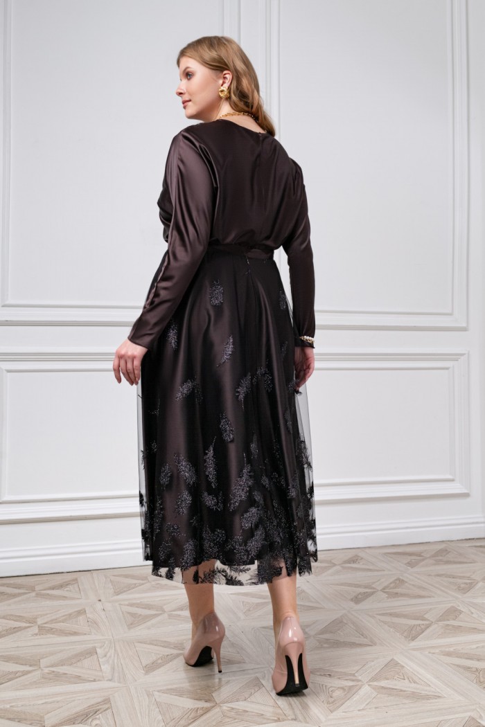 ХУМА - Атласная блуза с рукавом и юбка с глиттерным принтом-опереньем | Paulain