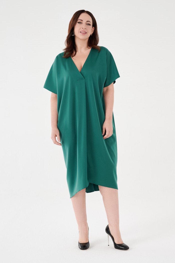 Яркое зеленое платье свободного кроя с рукавом и V-образным вырезом - РУБИ | Paulain