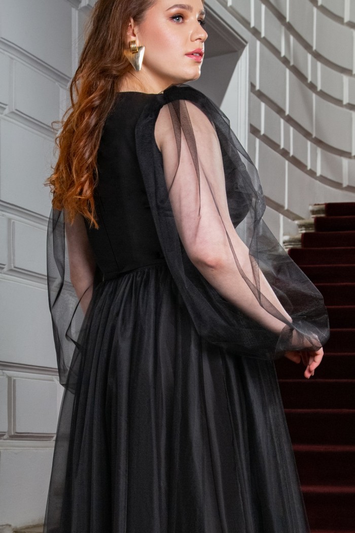 ЭЙПРИЛ - Невероятно воздушное вечернее платье чайной длины с легкими рукавами | Paulain