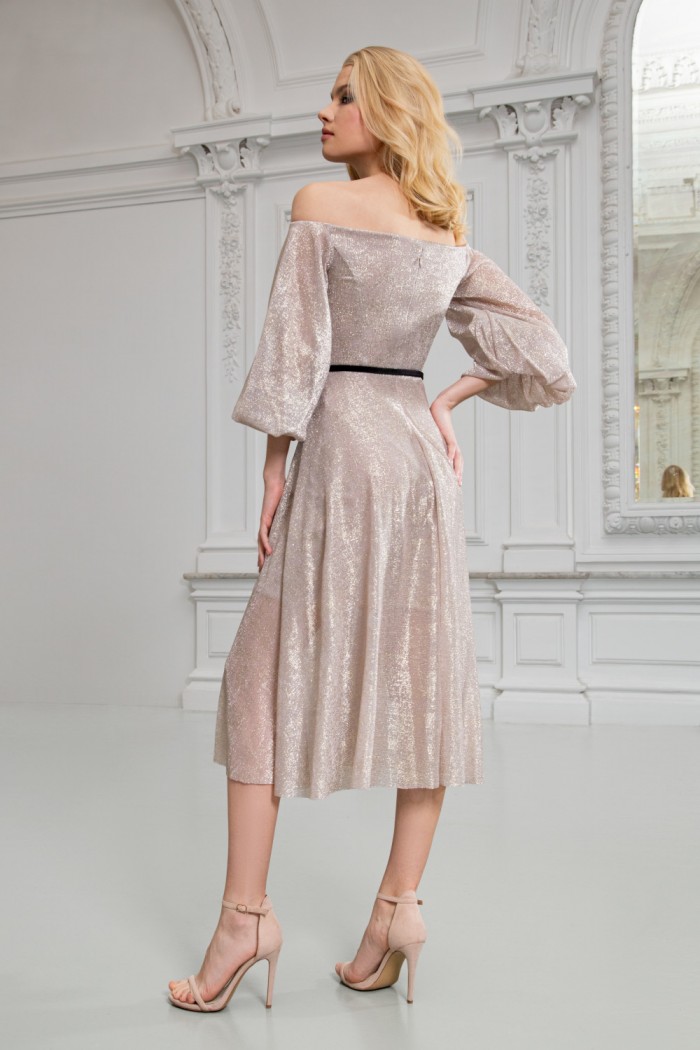 МИННА Миди - Сверкающее коктейльное платье модной длины с открытыми плечами | Paulain