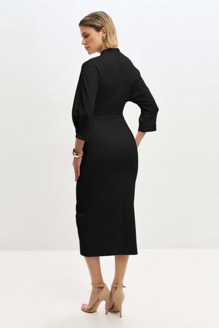 АЛЬБА - Черное коктейльное платье миди длины классического силуэта с V-образным вырезом и рукавом | Paulain