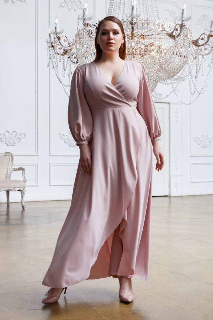 Вечернее платье в пол с кокетливым разрезом, длинным рукавом и шикарным вырезом - ЛОТТА | Paulain