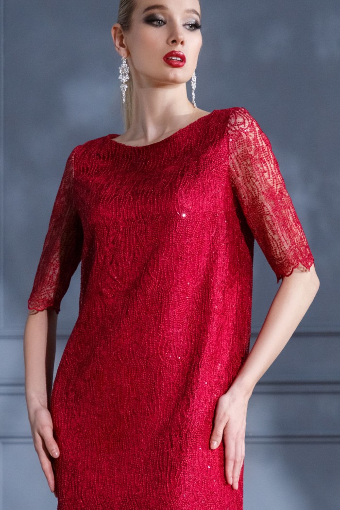 РАФИНАТА - Кружевное платье прямого силуэта длины миди с коротким рукавом | Paulain