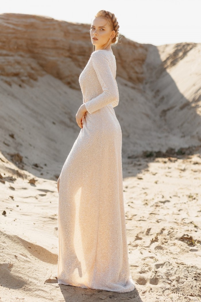 КИМ - Свадебное блестящее платье по фигуре на запах с длинным рукавом | Paulain