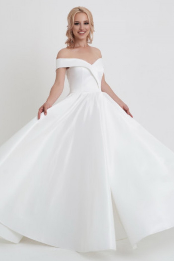 71-30 - Минималистичное свадебное длинное платье А-силуэта с открытыми плечами  | Paulain