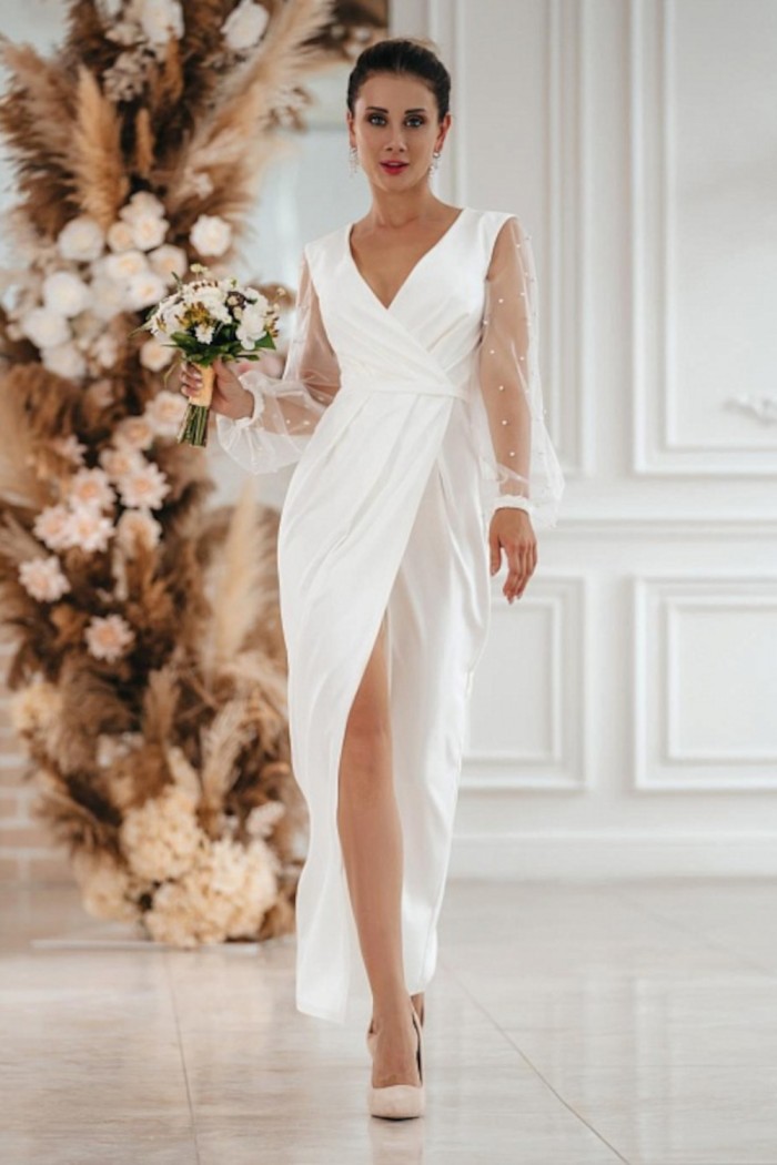 Лаконичное длинное свадебное платье с разрезом по ноге с длинным прозрачным рукавом - АНГЕЛИЯ | Paulain