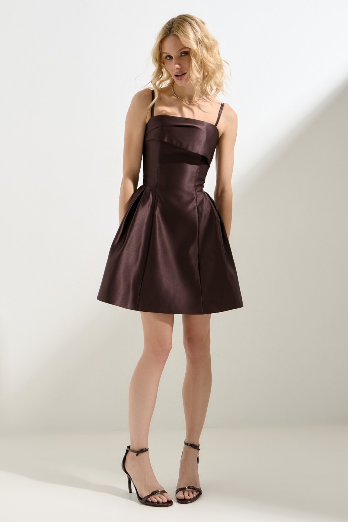 Короткое трендовое платье мини длины на бретелях без отрезной талии на шнуровке - ЛУЧШАЯ ПОДРУГА | Paulain