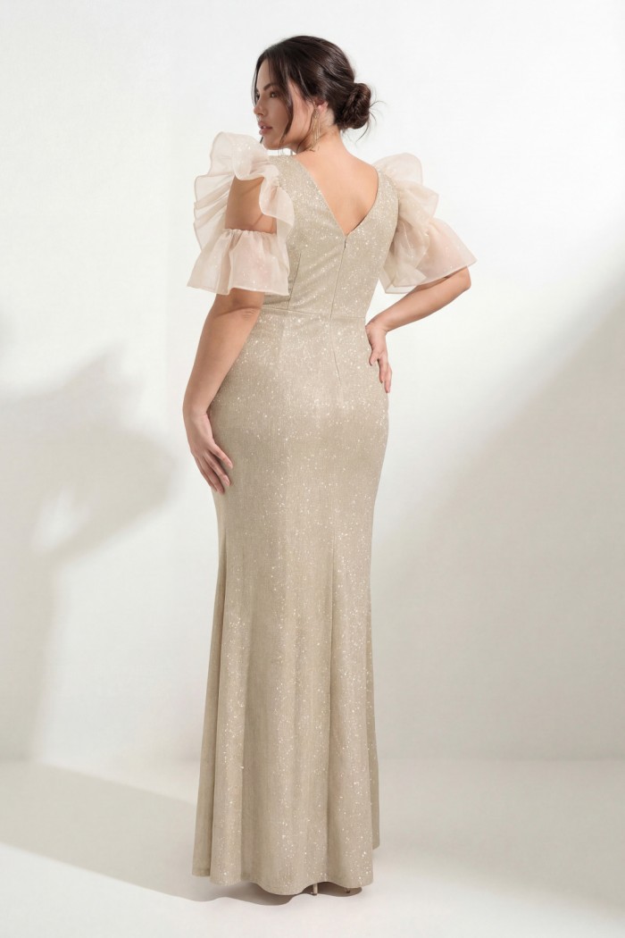 ПЕРВОЕ ВПЕЧАТЛЕНИЕ ЛАЙТ - Нежное вечернее платье большого размера силуэта рыбка с коротким фигурным рукавом | Paulain