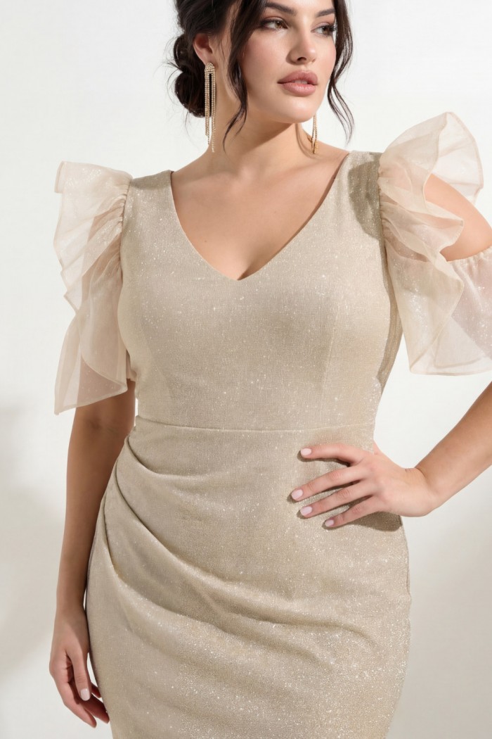 ПЕРВОЕ ВПЕЧАТЛЕНИЕ ЛАЙТ - Нежное вечернее платье большого размера силуэта рыбка с коротким фигурным рукавом | Paulain