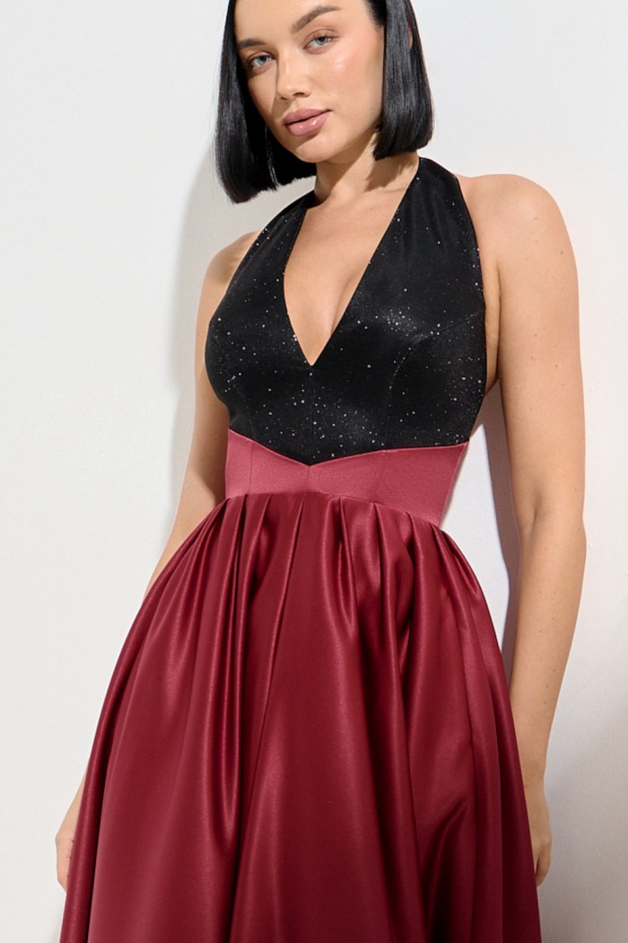 ГЛАВНАЯ РОЛЬ - Шикарное вечернее платье макси длины из атласа с открытой спиной и шнуровкой | Paulain