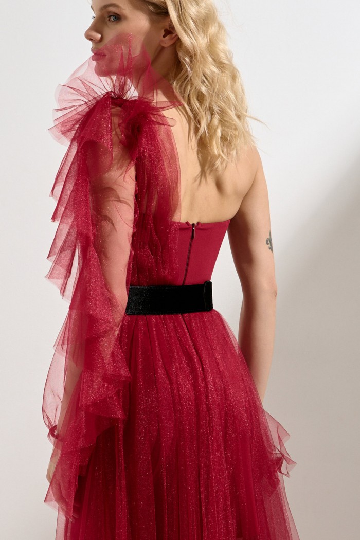 НОЧНОЙ МОТЫЛЁК НОЧНОЙ МОТЫЛЁК - Стильное длинное платье-трансформер со съемным рукавом оттенка марсала | Paulain