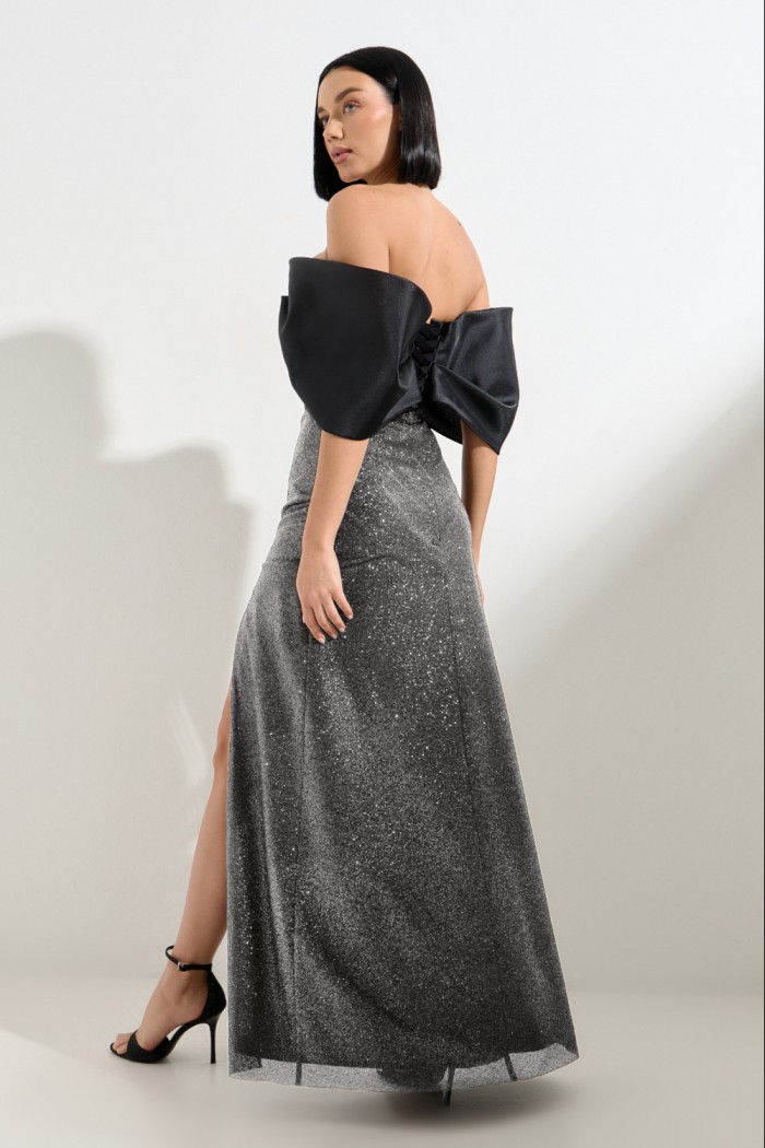 ХОД КОРОЛЕВЫ - Изящное вечернее платье на корсете с открытыми плечами и разрезом по ноге | Paulain