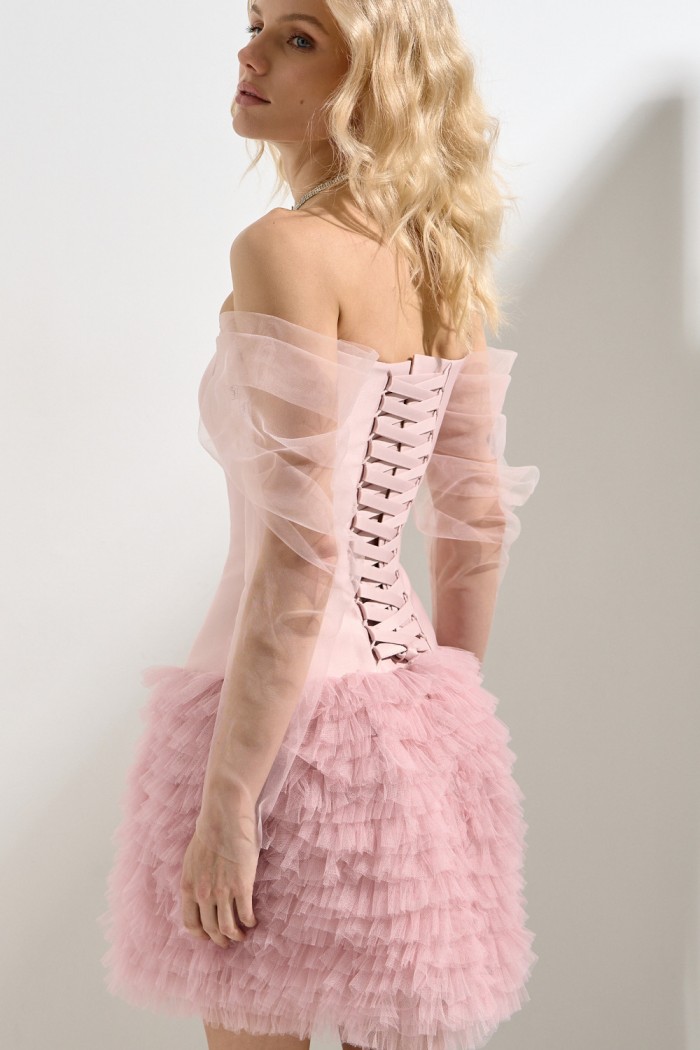 СИГМА - Розовое короткое платье на удлиненном корсете с прозрачным рукавом | Paulain