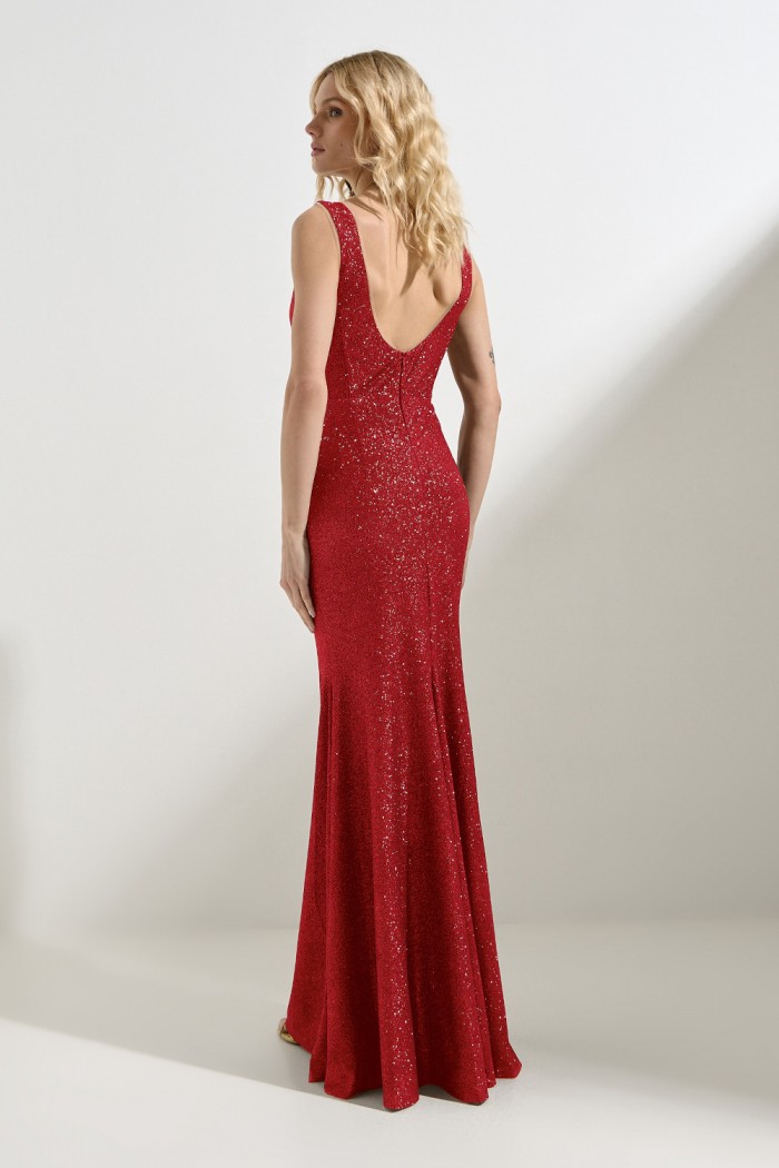 МЕДЛЕННЫЙ ТАНЕЦ - Длинное силуэтное платье с открытой спиной без рукава из блестящей ткани | Paulain