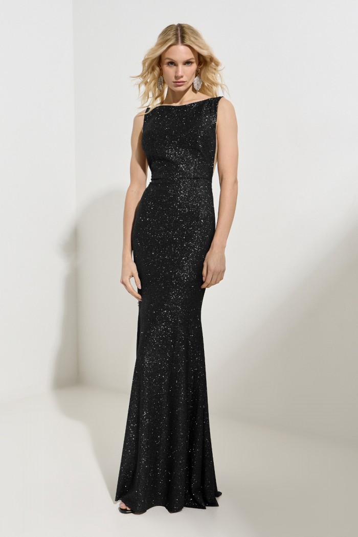 МЕДЛЕННЫЙ ТАНЕЦ - Черное силуэтное платье в пол из роскошной блестящей ткани с открытой спиной без рукава | Paulain