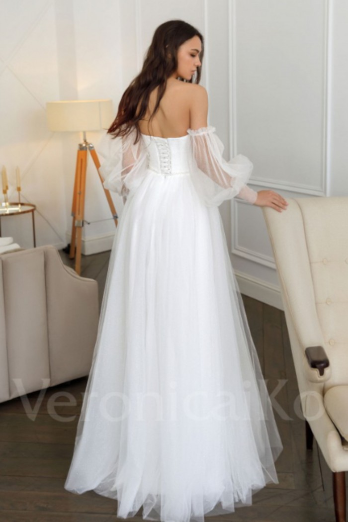 SV 426 - Свадебное платье А-силуэта с объемными блестящими рукавами на манжетах | Paulain