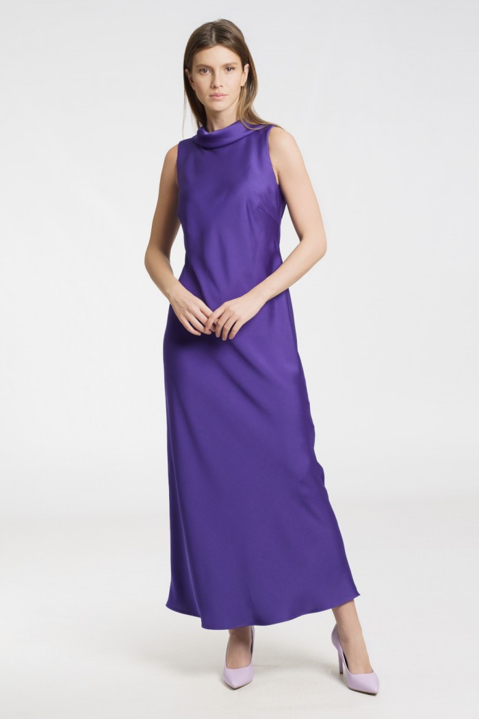 Фиолетовое длинное платье без рукава - 5-3167-73 | Paulain