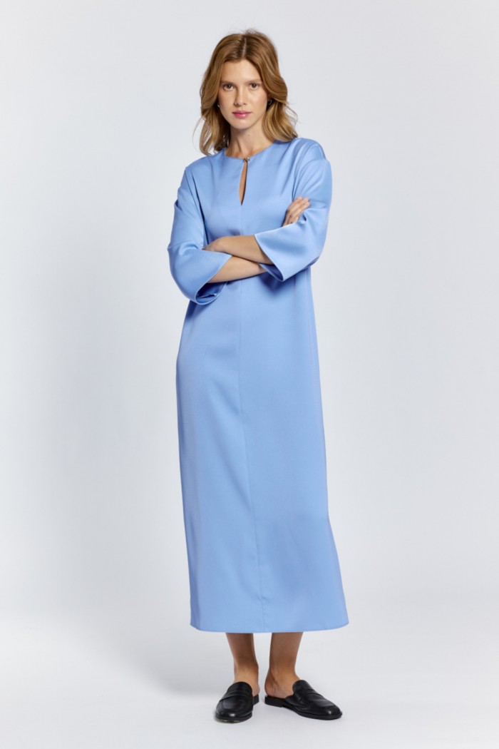 ПЛАТЬЕ 5367-19 - Прямое платье голубого цвета с рукавом три четверти | Paulain