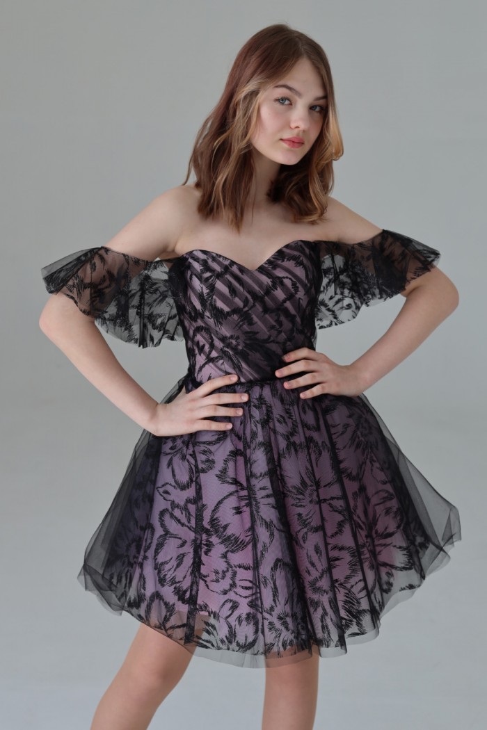 БЕККА - Пышное короткое платье нежного цвета с корсетом и открытыми плечами | Paulain