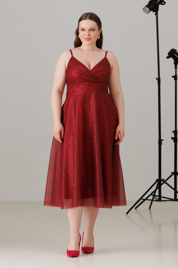 Красное блестящее платье миди длины на бретелях с V-образным вырезом - ЗЕНА МИДИ | Paulain